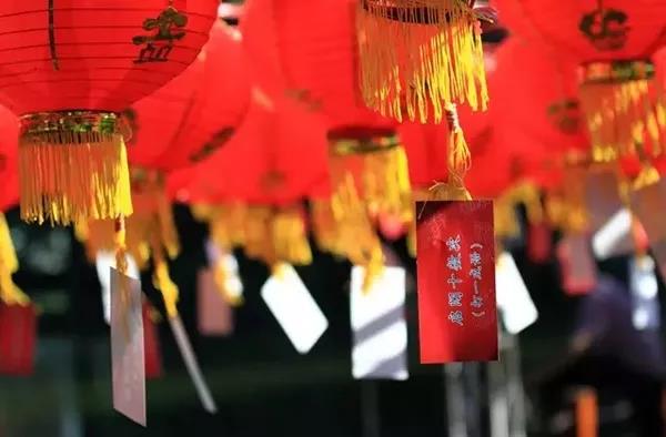 創(chuàng)綠家環(huán)保恭祝大家元宵快樂，幸福美滿！